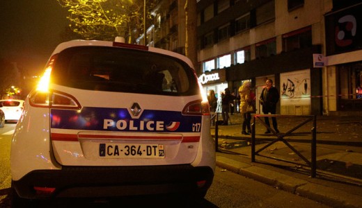 7 embert ejtett tszul egy fegyveres Prizsban