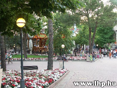 Garda-t [ Lago di Garda ] - Gardaland