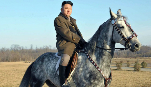 Kim Dzsongun r�kapott a cosplayre?