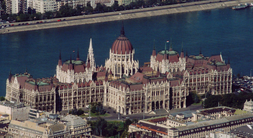 Az MTVA leveszi m�sor�r�l a parlamenti k�zvet�t�st