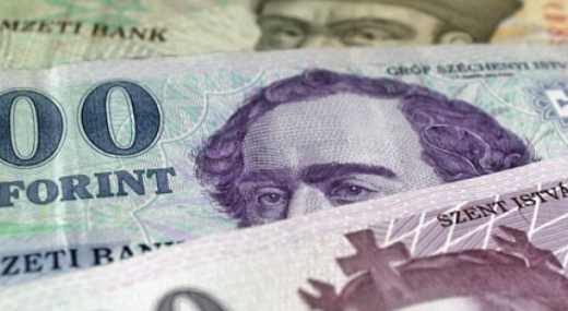 Szem�lyi k�lcs�n forgalmaz�s�ba kezd a Magyar Posta