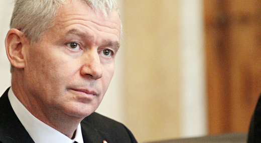 Meghallgatta Polt P�tert az EP jogi bizotts�ga