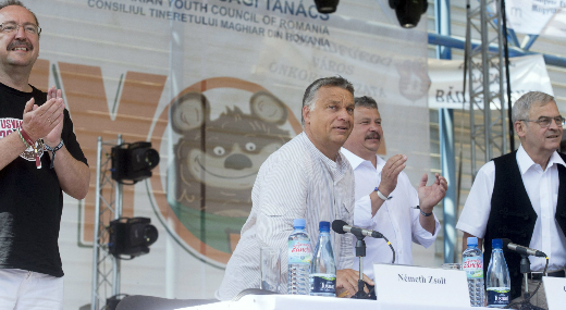 Orb�n: a magyarok d�nt�ttek, nem akarnak t�rv�nytelen bev�ndorl�kat