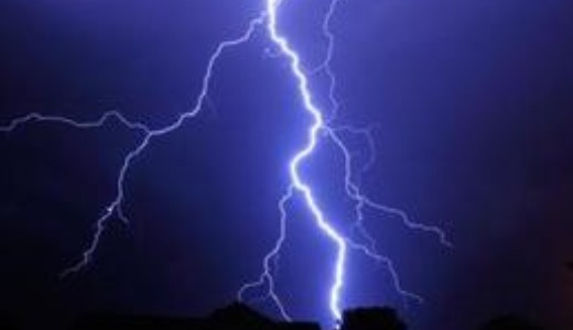 Meg�rkezett a hidegfront! Es�z�s �s vihar v�rhat� orsz�gszerte