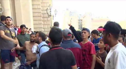 �jra t�ntet�s volt a Keleti p�lyaudvarn�l