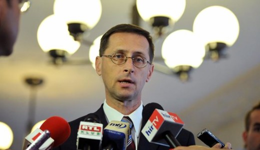 Varga: A bankszvetsg javaslata nem orvosolja a problmkat