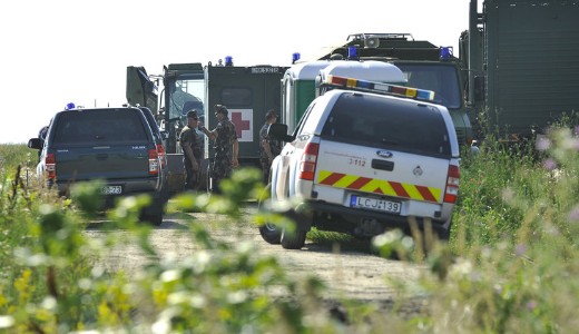 Hsi halott nyilvntjk a hortobgyi robbansban meghalt katonkat 
