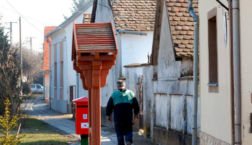 Jl fizet az nkormnyzat a ledobott kilk utn