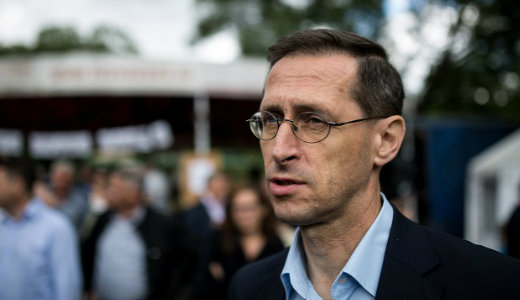 Varga: A munkaerhiny miatt egy beruhz visszalpett