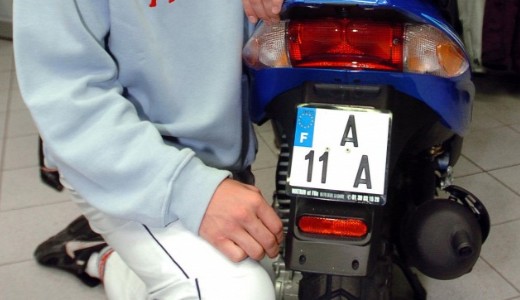 Rendszmot kaphatnak a segdmotorok