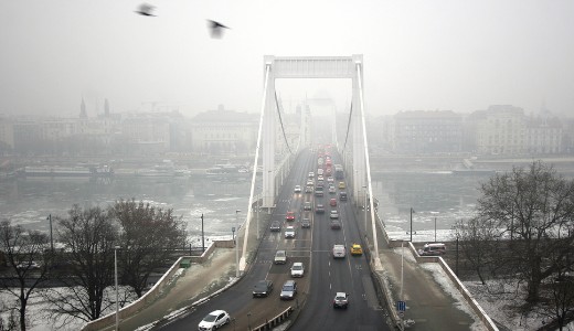 Budapest: kevesebb kocsi, ugyanakkora szmog