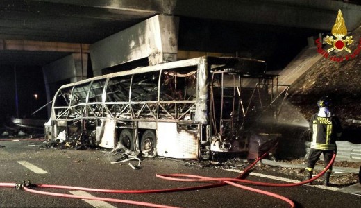 Befejezdtt a buszbaleset hallos ldozatainak azonostsa 