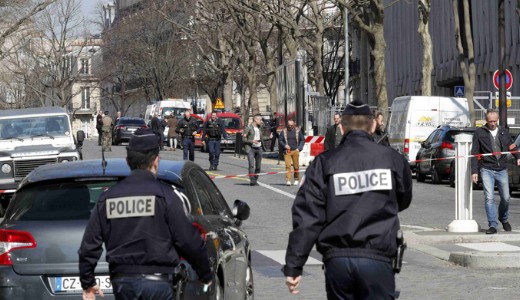 Levlbomba robbant az IMF prizsi irodjban