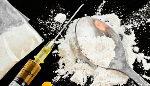 Drogsze�nszot rendezett Veresegyh�zon a f�rfi, belehalt a bar�tn�je 