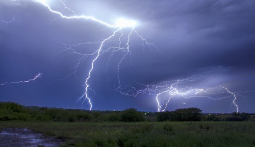 Riaszt�s: ekkor csap le vihar �s j�ges� az orsz�gra 