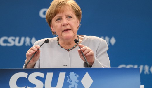 Merkel: Eur�pa nem sz�m�that az USA-ra