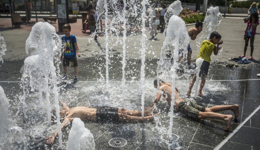 A h�s�g mellett heves zivatarok is lesznek a h�tv�g�n