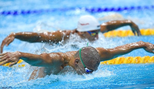 Hatalmasat �szva d�nt�s a Cseh, Kenderesi du� 200 pillang�n