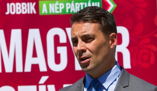 Tov�bbra sem k�r bocs�natot a nyugd�jasokt�l Vona 