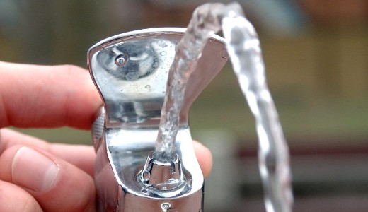 Ezerszeres �r�rt cipelj�k, pedig a csapb�l is az folyik