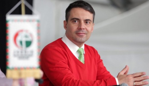 A p�rt, amelynek mindig is m�sodlagosak voltak a nyugd�jasok