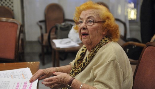 Gy�sz - Elhunyt Lor�n Lenke 