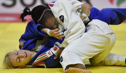 Veres�ggel kezdtek a magyarok a cselg�ncs-vb els� napj�n