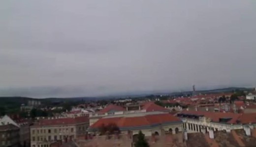 Itt van - El�rte az orsz�got a hidegfront - �ri�si vihar tombol, j�ges� puszt�t 