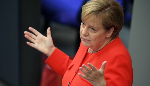 Ebb�l botr�ny lesz - Angela Merkel �pp most k�sz�l becsukni Eur�pa kapuit 