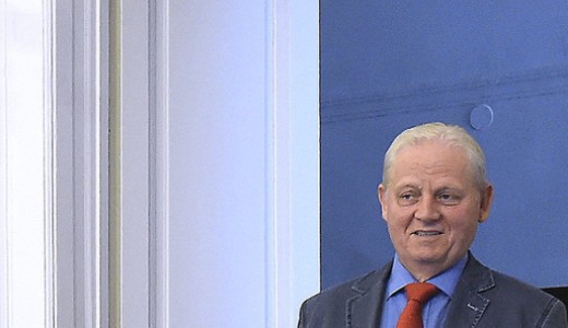 Tarl�s n�pszavaz�st kezdem�nyez a r�mai-parti g�tr�l