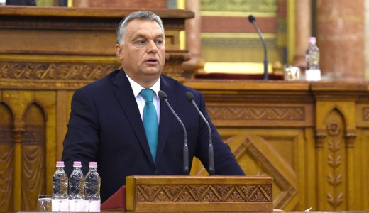 Hopp�: Orb�n belengette az EU sz�tes�s�t 
