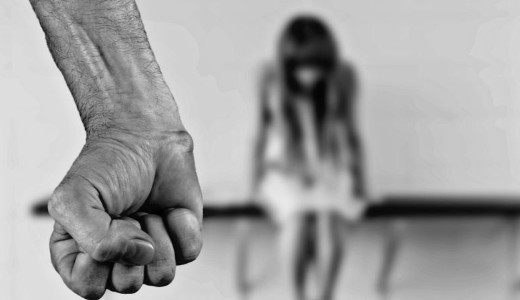 Migr�ns er�szakolt meg egy olasz n�t