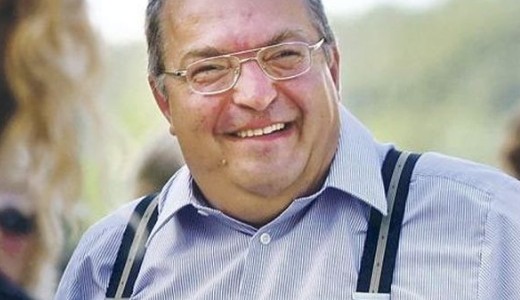 Horribilis vesztes�gei miatt Simicska Lajos nagyv�llalkoz� eladn� m�di�j�t