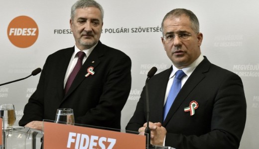 K�sa: Ki a migr�nsokkal �s megv�deni a hat�rokat