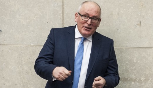 A Soros-teremben t�madta a magyar hat�rz�rat az EB aleln�ke