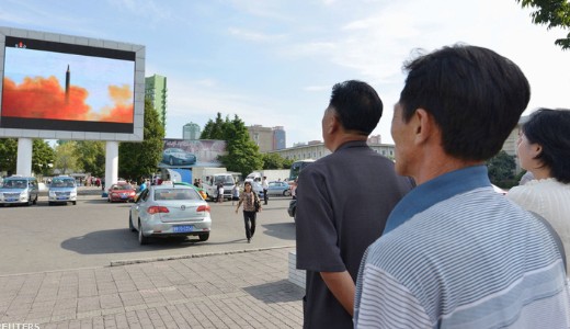 H�bor�s hangulatban �szak-Korea: Amerik�t el�r� rak�ta tesztel�s�re k�sz�lne