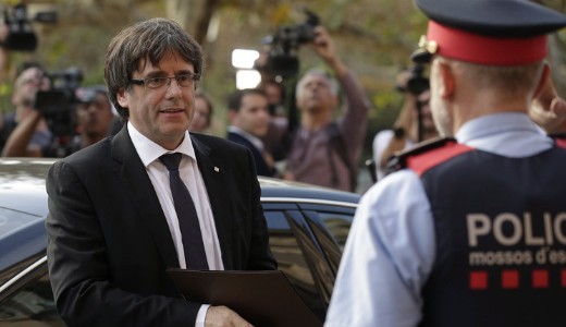 Spanyolorsz�g egyel�re meg�szta a sz�tszakad�st: nem ki�ltott�k ki a katal�n f�ggetlens�get 