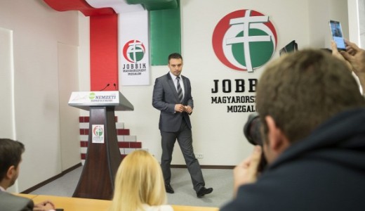 Vona hiszt�rikus �llapotban: Botka ut�n � is feladhatja