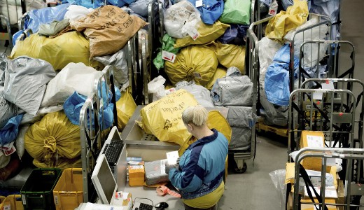 Kar�csonyi csomaglimitet vezet be a Posta