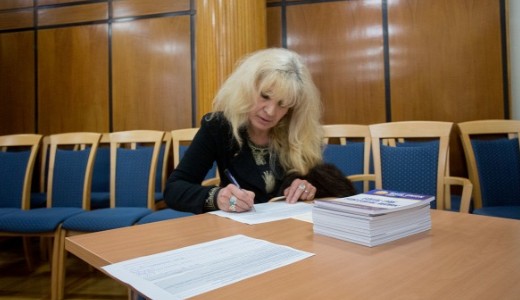 B�r� Ica k�pviseli az �rtelmis�get Vona G�bor�kn�l