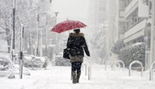 Sok es�, havaz�s �s viharos sz�l is lesz cs�t�rt�k�n