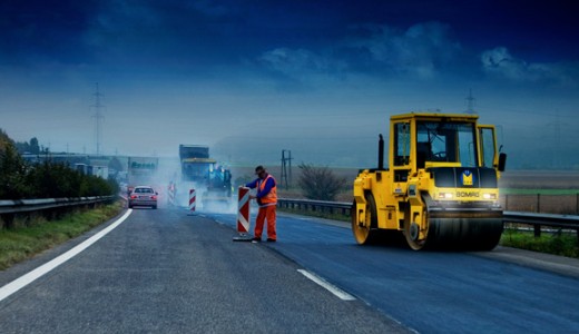 63 milli�rdos k�zbeszerz�ssel k�v�nt boldog kar�csonyt M�sz�ros L�rincnek a NER