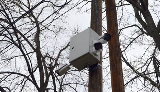 Bejelentette, hogy indul a Fidesz ellen, bekamer�zt�k az utc�j�t