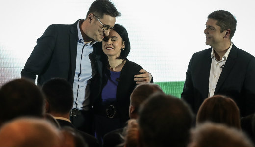 Kar�csony Gergely: A t�bbs�g nem lehet ellenz�kben