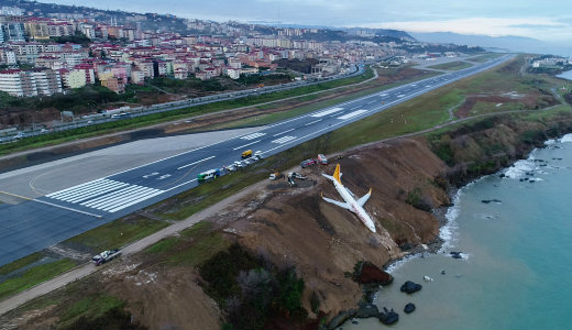 Csoda, hogy nem veszett oda 162 utas
