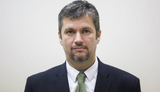 Bimb�z� Simicska-Hadh�zy rom�nc