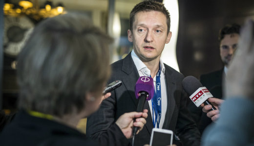 Rog�n szerint Soros els�k k�z�tt kaphat t�voltart�si v�gz�st