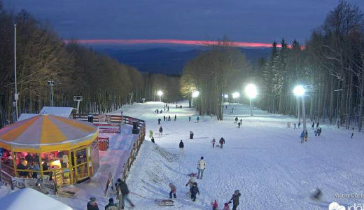 A K�kestet�n m�r 15 centis a h�