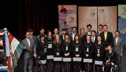 Letette az esk�t a magyar olimpiai csapat 