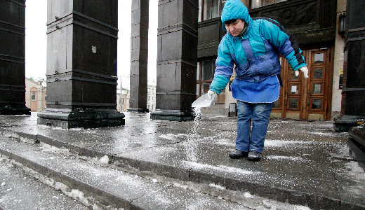 �nos es�, havas es�, r�pk�d� m�nuszok: hell�, h�tf�